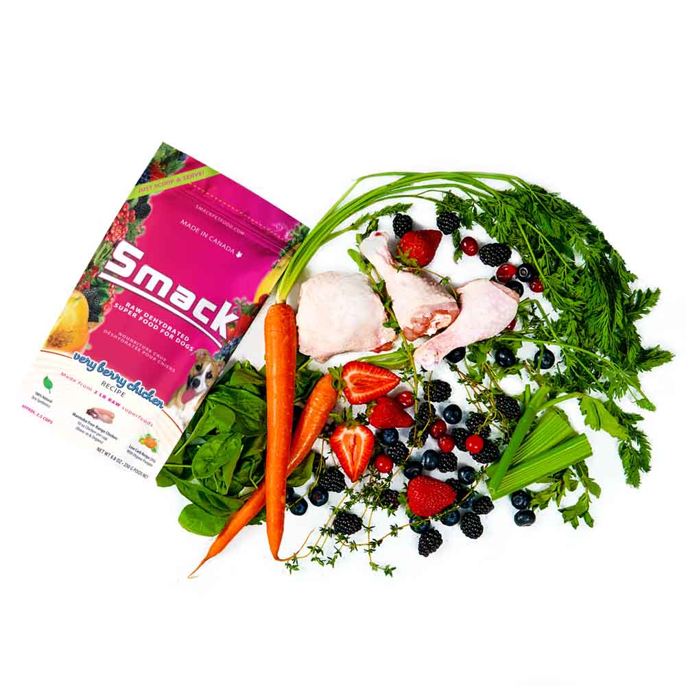 Smack Very Berry Chicken Raw Dehydrated Dog Food
